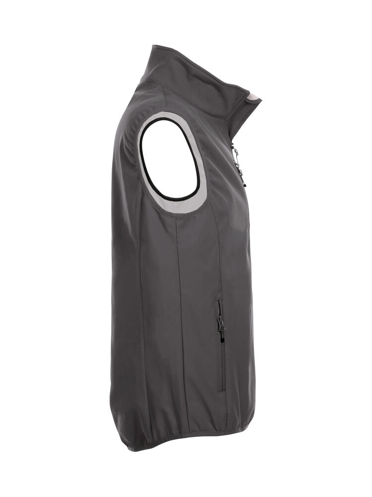020911-96_BasicSoftshellVest_Pistol_Right