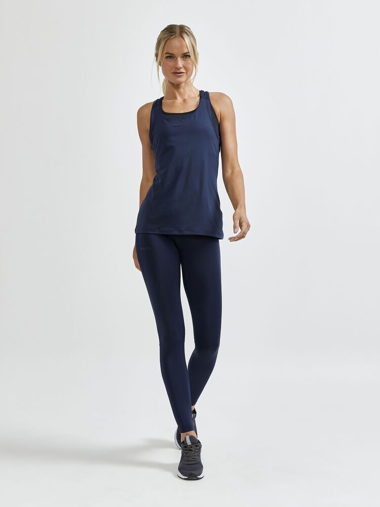 1908770-396000_ADV-Essence-Singlet_Closeup4