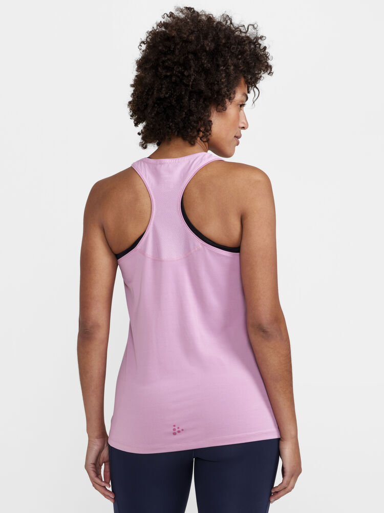 1908770-743000_ADV-Essence-Singlet-W_Closeup2