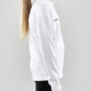 1910153-900000_Evolve-Halfzip-JR_Closeup2