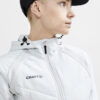 1911001-914000_ADV-Explore-Hybrid-Jacket-W_Closeup3