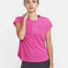 1911242-474000_Core-Essence-SS-Tee-W_Closeup1