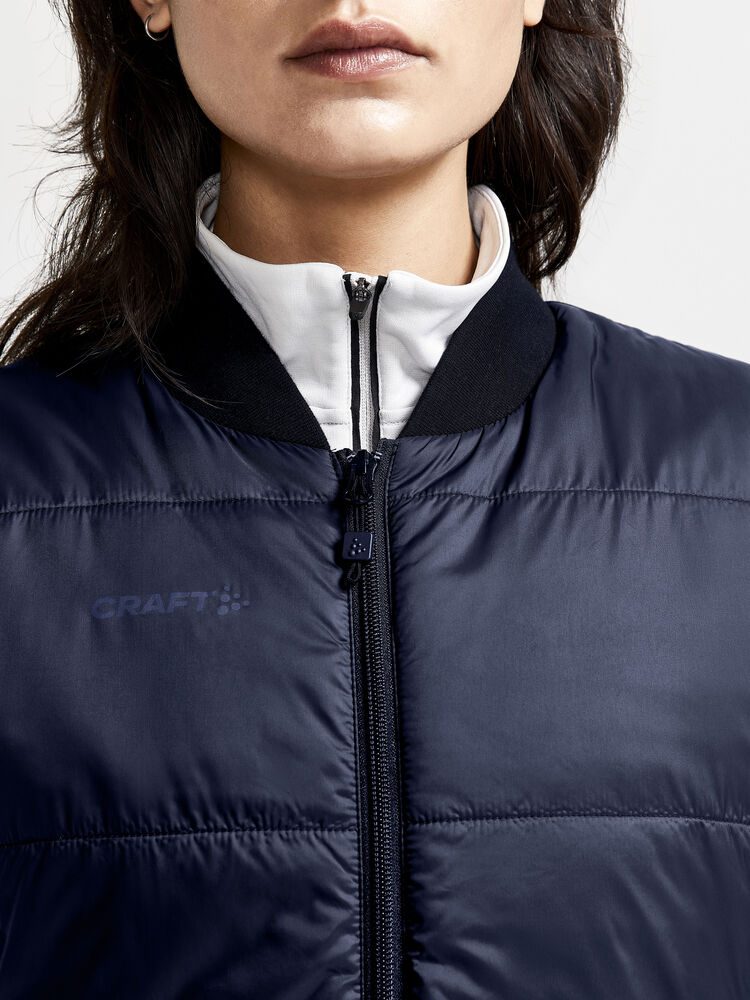 1912059-396000_Core-Light-Padded-Vest-W_Closeup5