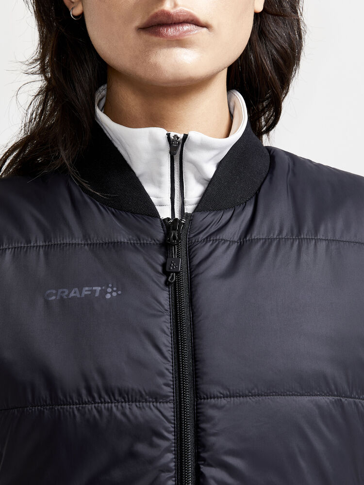 1912059-999000_Core-Light-Padded-Vest-W_Closeup5