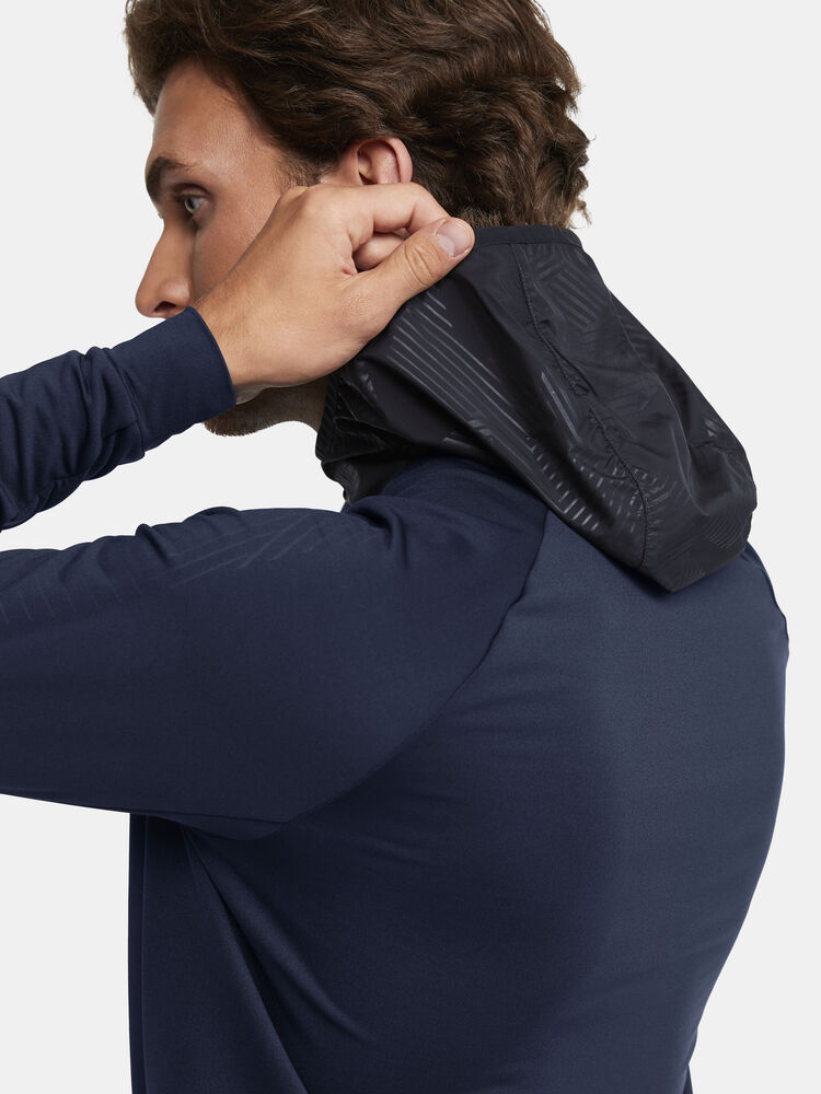 1912745-390000_Extend-Full-Zip-M_Closeup6