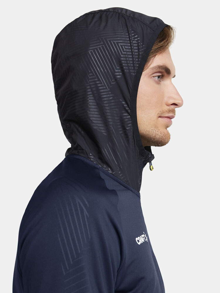 1912745-390000_Extend-Full-Zip-M_Closeup8