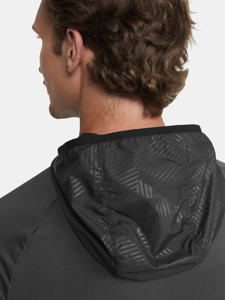 1912745-995000_Extend-Full-Zip-M_Closeup4