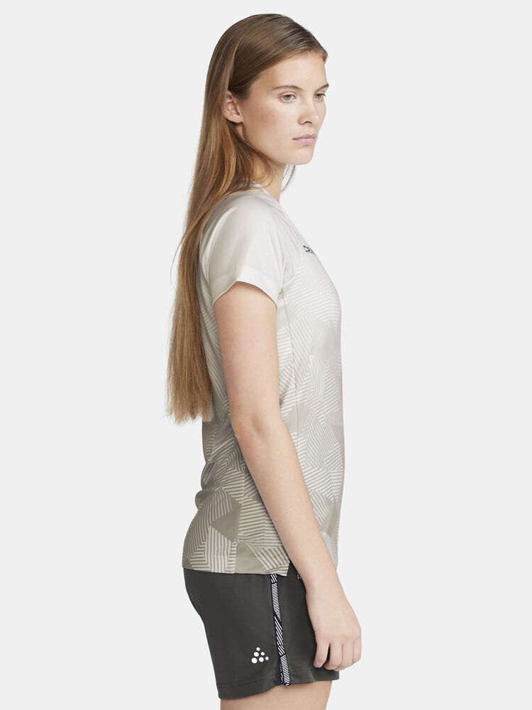 1912760-900000_Premier-Fade-Jersey-W_Closeup2