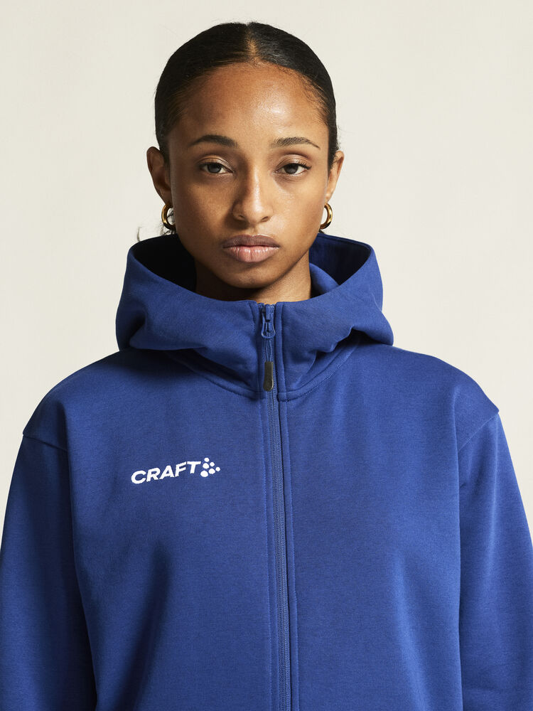 1915296-346000_Community-2-Logo-FZ-Hood-W_closeup6