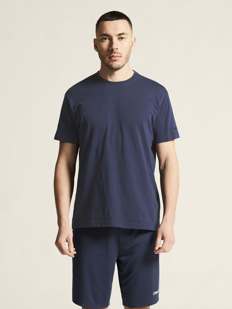1915301-390000_Community-2-Tee-M_closeup4